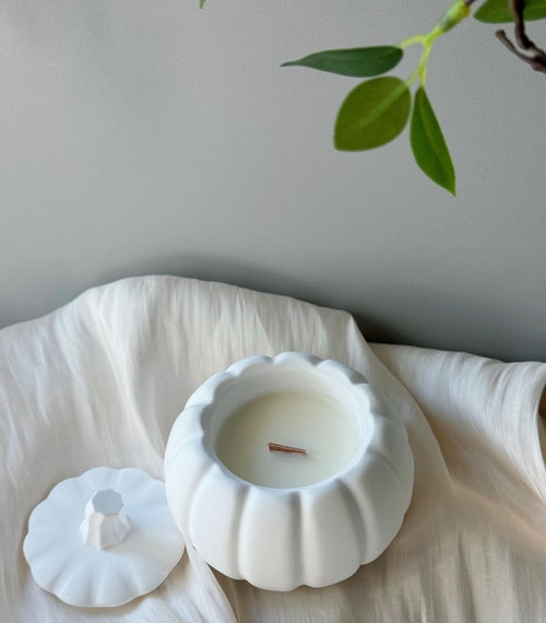 Handcrafted Pumpkin Vessel Candle – Jesmonite & Soy Wax